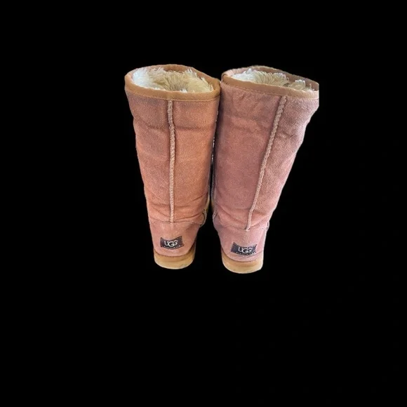 Ugg Classic Fit Tall Boot Size 7 Color Chestnut - Picture 2 of 11